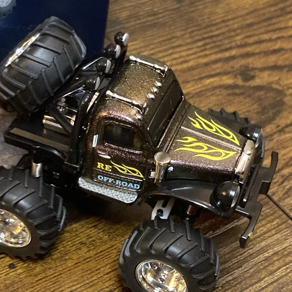 Brown 1/64 Mini RC Monster Truck w Trailer 2.4GHz 3-Speed USB-C‎ Rechargeable